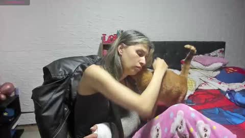 Snapshot of lauren_ashlee chatting on 5, 3, 2025 Lauren Independent model online show from 5, 3, 2025