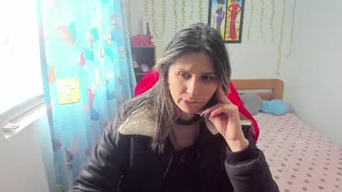 Snapshot of lauren_ashlee chatting on 1, 10, 2025 Lauren Independent model online show from 1, 10, 2025