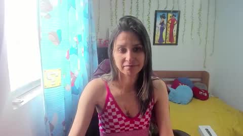 Snapshot of lauren_ashlee chatting on 11, 10, 2025 Lauren Independent model online show from 11, 10, 2025