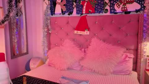 Lauren evans9 online show from 8, 1, 2026