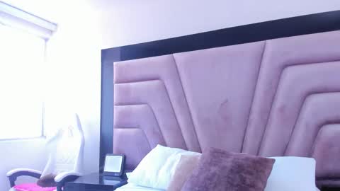 laurenclark1 online show from 13, 3, 2026