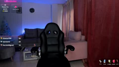 Snapshot of laurengill_ chatting on 9, 12, 2024 Lauren online show from 9, 12, 2024
