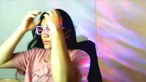 Snapshot of laurengirls1 chatting on 30, 6, 2026 onlyfan laureng7 - 7 laureng2 online show from 30, 6, 2026