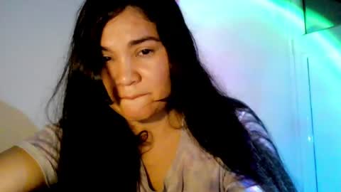 Snapshot of laurengirls1 chatting on 16, 7, 2026 onlyfan laureng7 - 7 laureng2 online show from 16, 7, 2026
