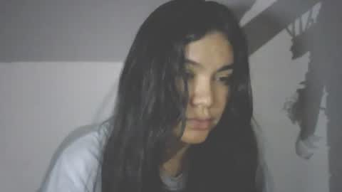 Snapshot of laurengirls1 chatting on 24, 7, 2026 onlyfan laureng7 - 7 laureng2 online show from 24, 7, 2026