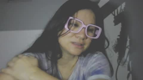 Snapshot of laurengirls1 chatting on 28, 7, 2026 onlyfan laureng7 - 7 laureng2 online show from 28, 7, 2026