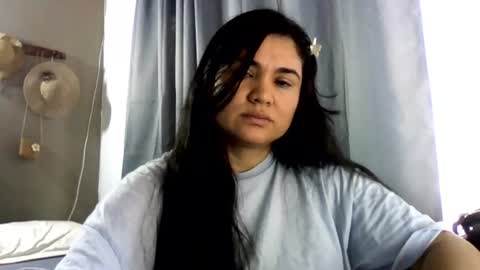 Snapshot of laurengirls1 chatting on 4, 8, 2026 onlyfan laureng7 - 7 laureng2 online show from 4, 8, 2026