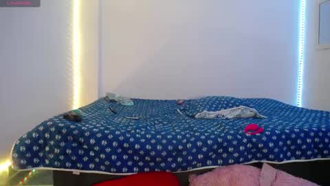 Snapshot of laurenkenner28_ chatting on 5, 3, 2025 laurenkenner28_ online show from 5, 3, 2025