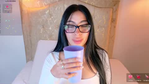 laurenn_smitth online show from 31, 3, 2026