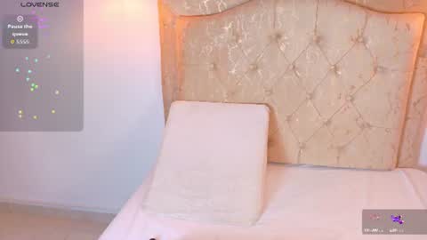 laurenn_smitth online show from 3, 8, 2026