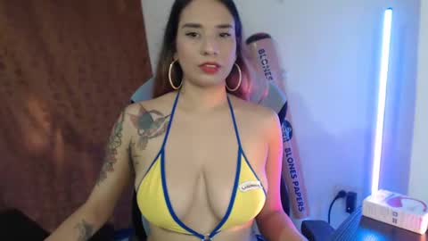 Snapshot of laurenphillipsx chatting on 20, 2, 2025 Lauren online show from 20, 2, 2025