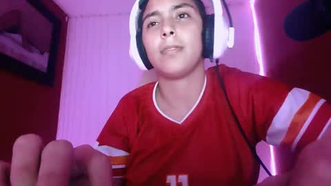 Snapshot of laurent0502 chatting on 22, 2, 2025 Laurent online show from 22, 2, 2025