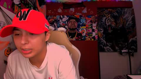 Snapshot of laurent0502 chatting on 24, 10, 2025 Laurent online show from 24, 10, 2025