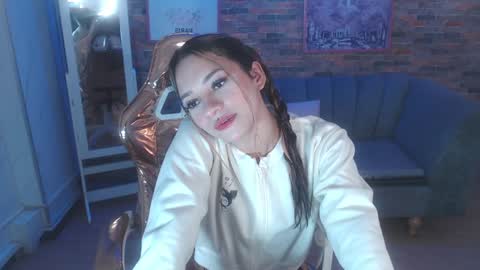 Laurita  online show from 30, 12, 2024