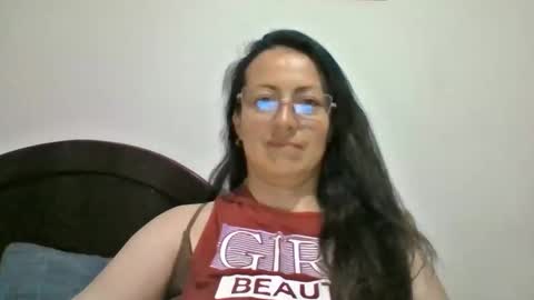 Snapshot of lauryn_jones chatting on 16, 3, 2026 Laury online show from 16, 3, 2026