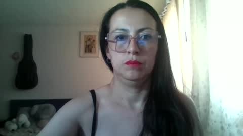 Snapshot of lauryn_jones chatting on 22, 3, 2026 Laury online show from 22, 3, 2026