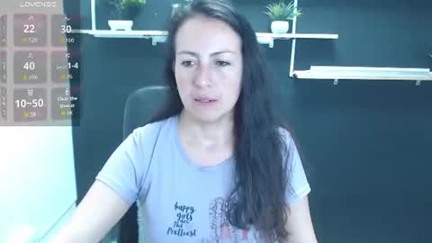Laury  online show from 25, 6, 2026