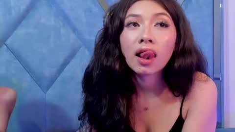 Laury and Narem online show from 20, 11, 2025