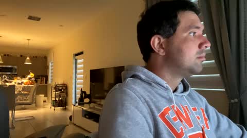 Snapshot of law_cambio chatting on 2, 12, 2024 law_cambio online show from 2, 12, 2024