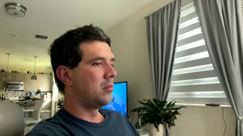 Snapshot of law_cambio chatting on 5, 12, 2024 law_cambio online show from 5, 12, 2024