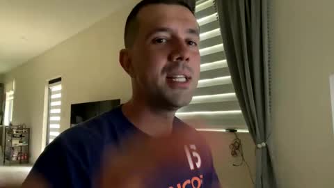 Snapshot of law_cambio chatting on 10, 1, 2025 law_cambio online show from 10, 1, 2025