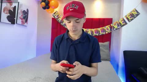 Snapshot of lawford_mike chatting on 12, 10, 2025 Mike online show from 12, 10, 2025