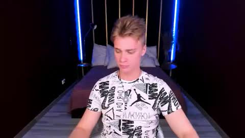 Snapshot of lawrence_miles chatting on 6, 10, 2025 Lawrence online show from 6, 10, 2025