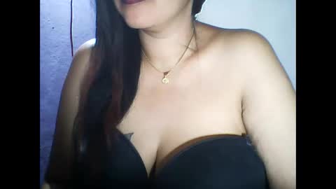 layanah12 online show from 6, 5, 2026