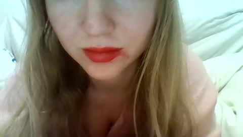 Snapshot of layannalea chatting on 10, 1, 2025 layannalea online show from 10, 1, 2025