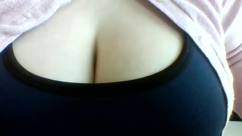 layannalea online show from 4, 5, 2026