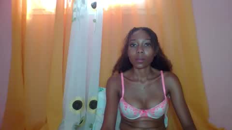 layannek online show from 29, 4, 2026