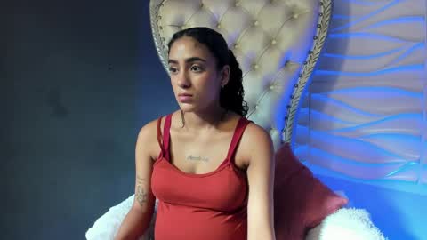 Layla online show from 19, 5, 2026