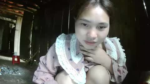 layla_999 online show from 23, 4, 2026