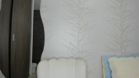 Snapshot of layla_vanegas chatting on 10, 12, 2024 Layla Vanegas online show from 10, 12, 2024