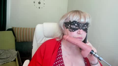 laylalaylamilf online show from 25, 4, 2026