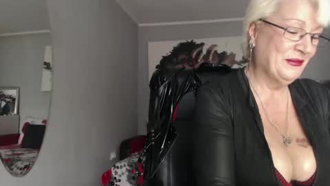 Snapshot of laylamadisonx chatting on 7, 10, 2025 Layla online show from 7, 10, 2025