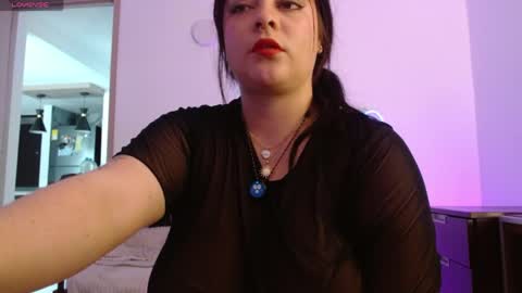 Vannessa  online show from 28, 4, 2026