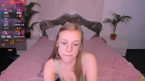 Snapshot of layriantavee chatting on 27, 12, 2024 layriantavee online show from 27, 12, 2024