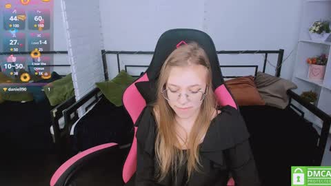 Snapshot of layriantavee chatting on 21, 1, 2025 layriantavee online show from 21, 1, 2025