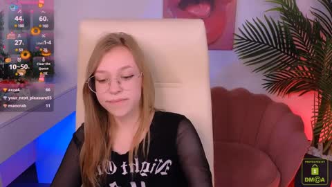 Snapshot of layriantavee chatting on 28, 1, 2025 layriantavee online show from 28, 1, 2025