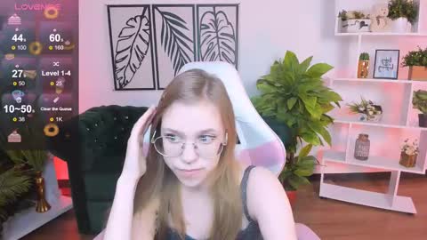 Snapshot of layriantavee chatting on 16, 2, 2025 layriantavee online show from 16, 2, 2025