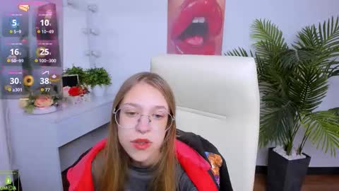 Snapshot of layriantavee chatting on 28, 9, 2025 layriantavee online show from 28, 9, 2025