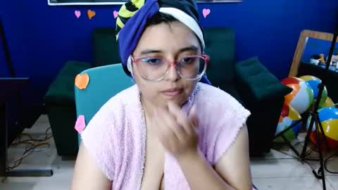 lcherryblossoml online show from 14, 10, 2025