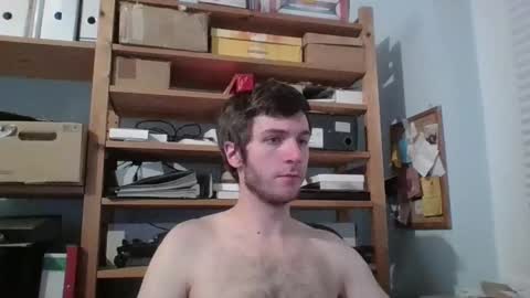 Snapshot of le_fe chatting on 8, 3, 2025 le_fe online show from 8, 3, 2025