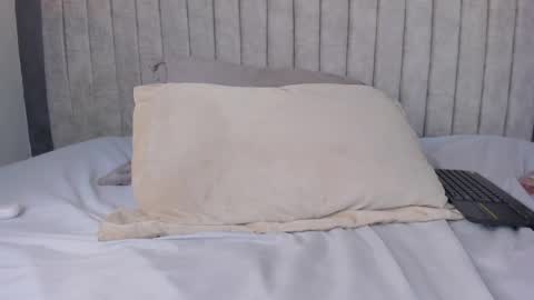    online show from 11, 3, 2025