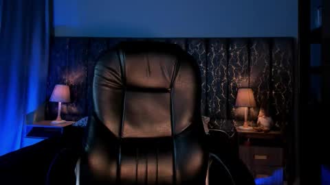 Lea Velle online show from 22, 11, 2025