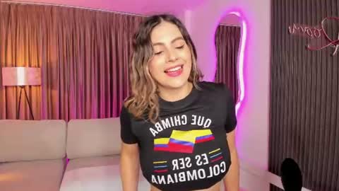 Leah  Greyy online show from 3, 7, 2026