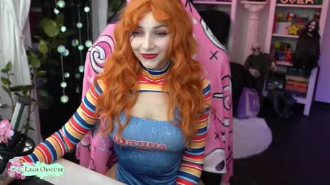 Snapshot of leahobscure chatting on 28, 10, 2025 Leah online show from 28, 10, 2025