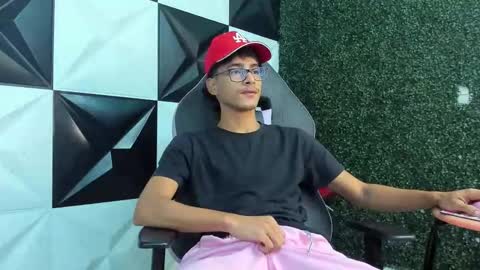 leam_1 online show from 20, 3, 2026