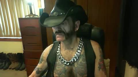 leathergreaser online show from 12, 10, 2025